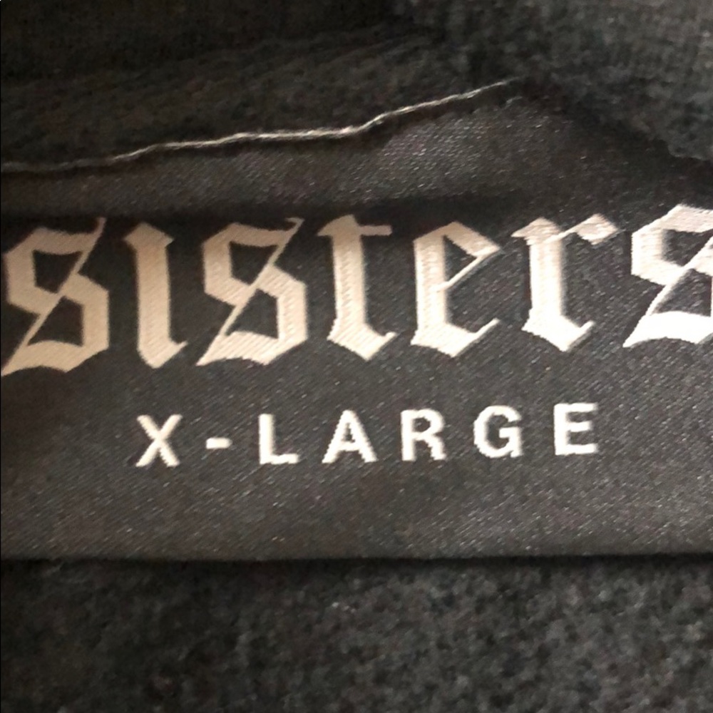 SISTERS XL Women’s Hoodie - gently worn - Picture 3 of 3